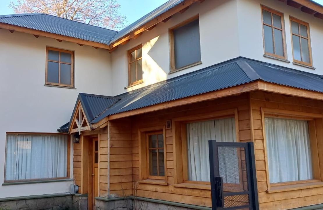 サンマルティン Refugio Del Arroyoアパートホテル エクステリア 写真